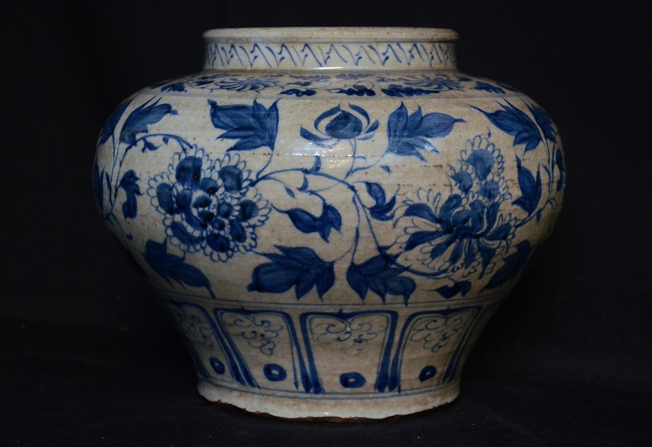 Yuan Flower Jar